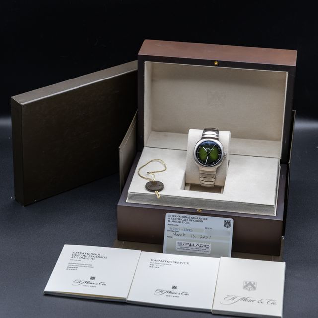 H. Moser and Cie Streamliner 6200-1200 Image 7